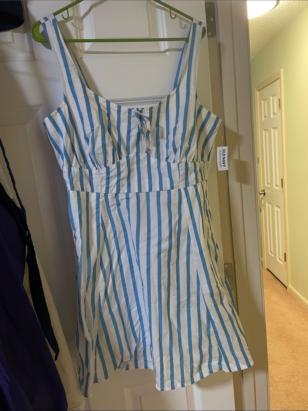 Old Navy White and Blue Striped women’s sundress